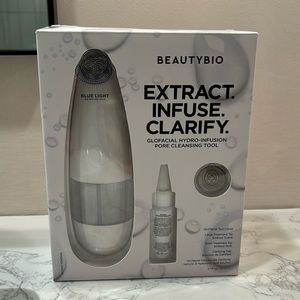 Beautybio Glofacial Pore Cleansing tool